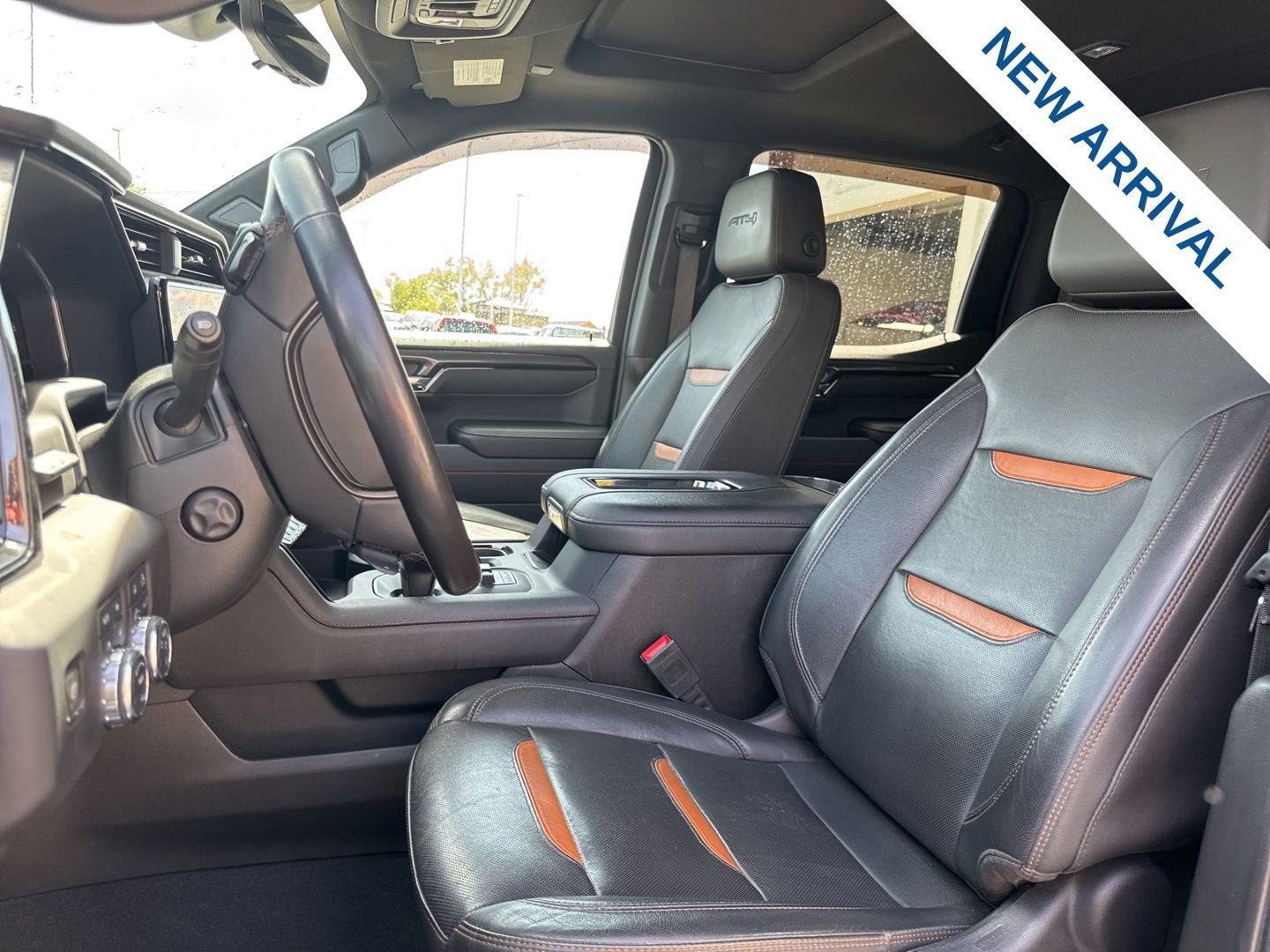 Used 2022 GMC Sierra 1500 AT4 w/ AT4 Premium Package image 16