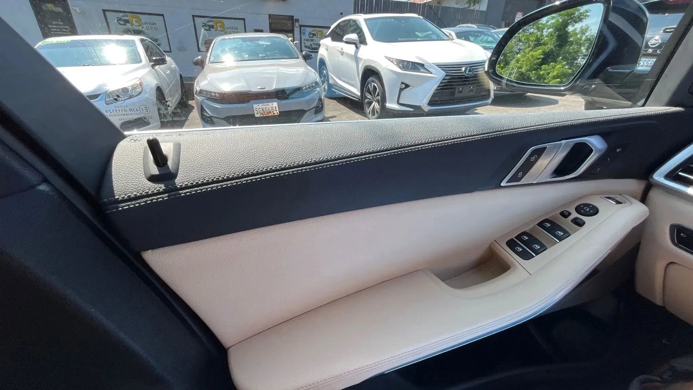 Used 2021 BMW X5 xDrive40i w/ Convenience Package image 23