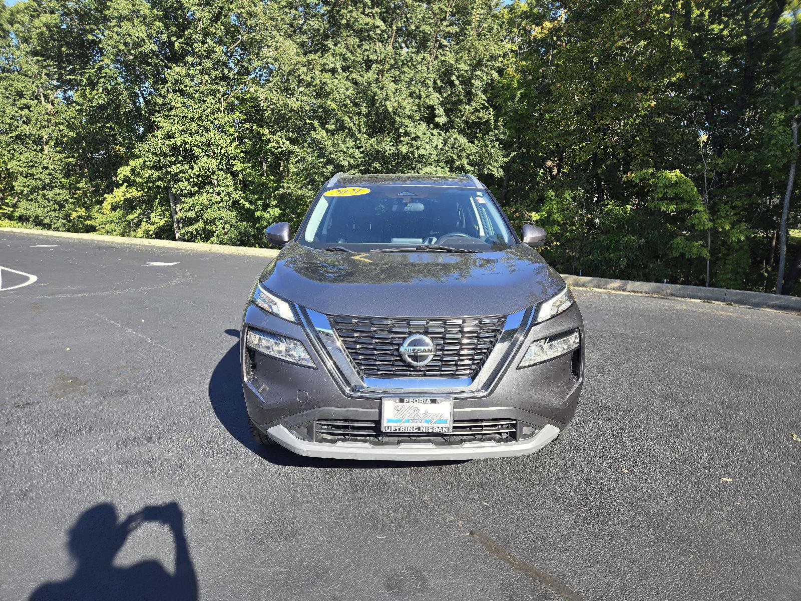 Used 2021 Nissan Rogue SV w/ Premium Package AWD/4WD image 7