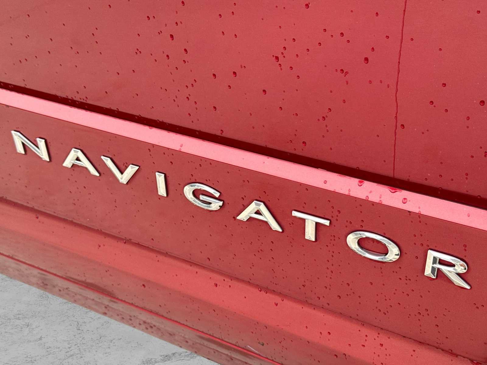 Used 2015 Lincoln Navigator 4WD image 12