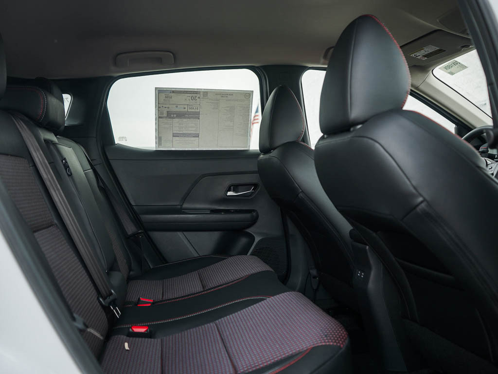 New 2026 Nissan Kicks SR w/ Cold Weather Package image 12