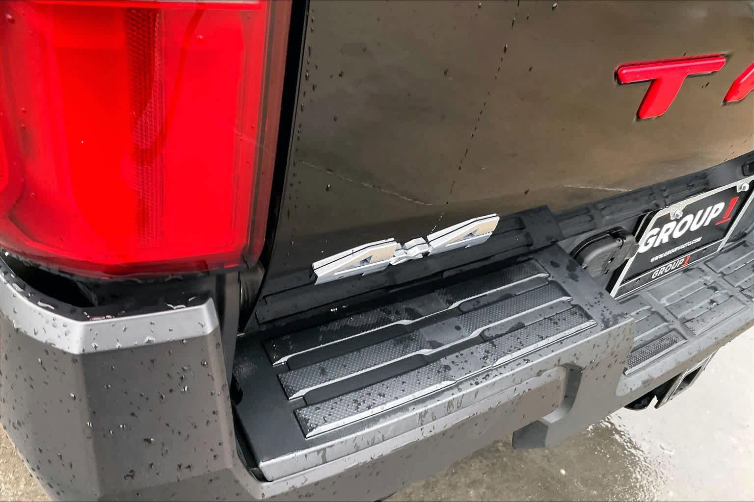 Used 2025 Toyota Tacoma SR AWD/4WD image 10