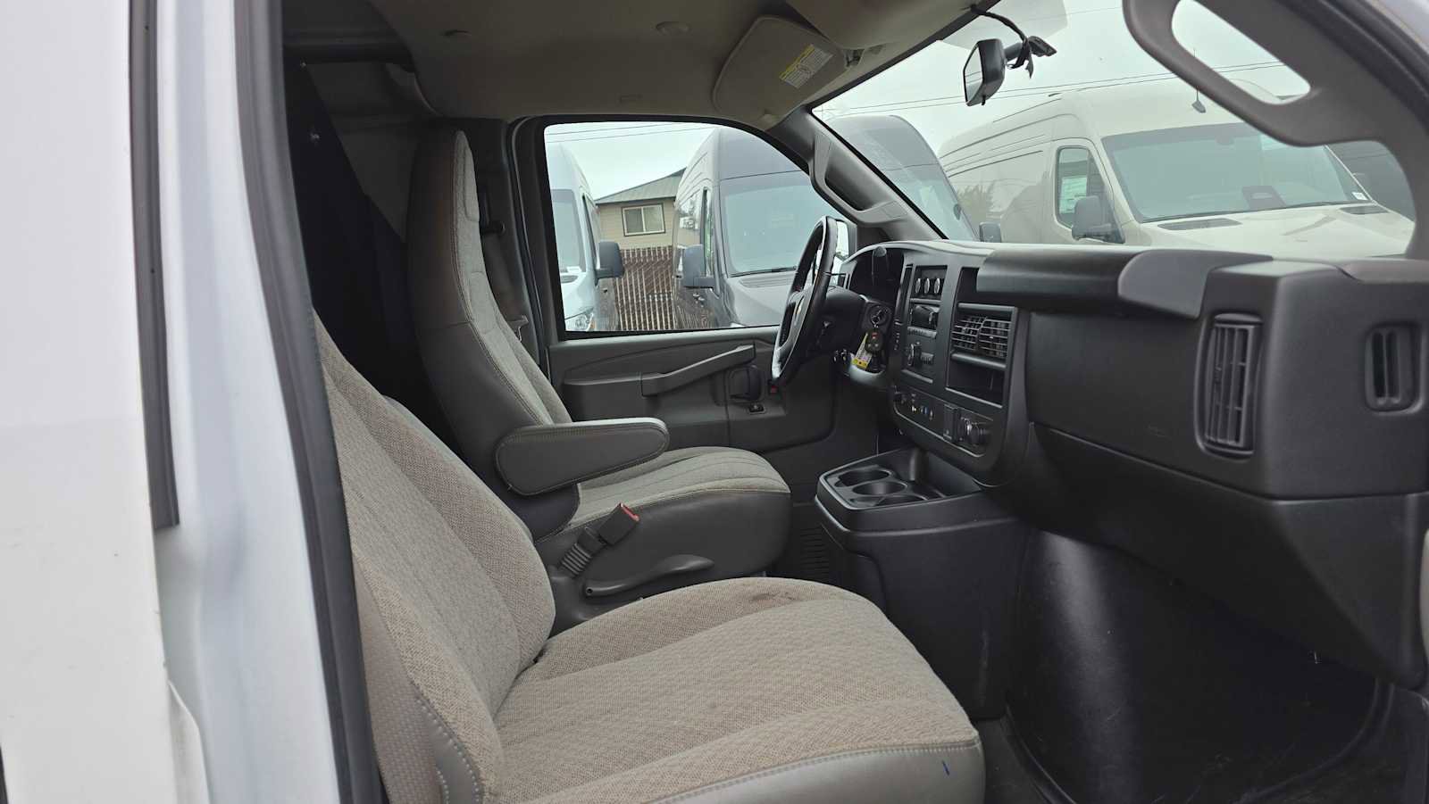 Used 2023 Chevrolet Express 2500 w/ Driver Convenience Package image 11