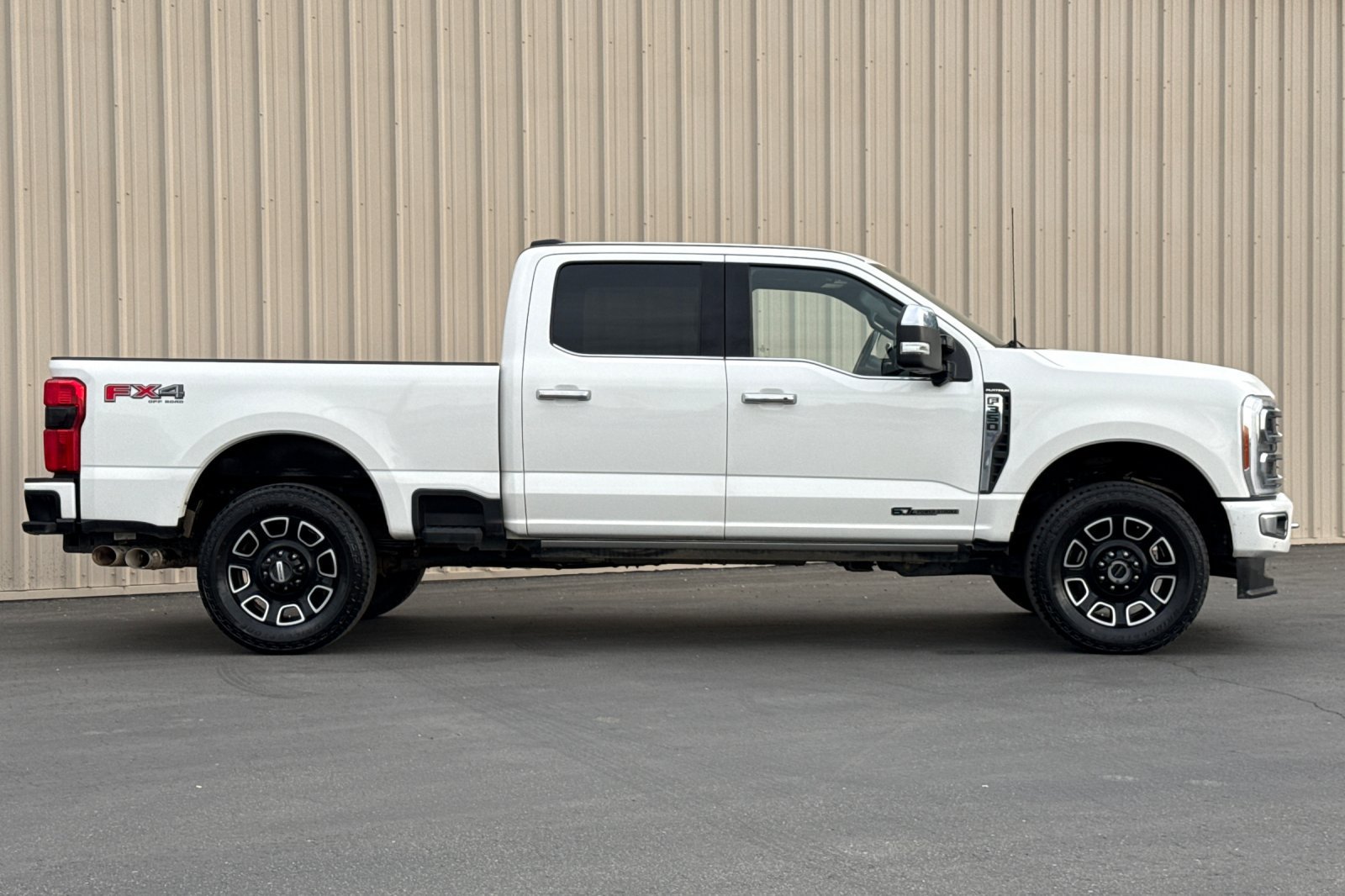 Used 2023 Ford F350 Platinum AWD/4WD image 11
