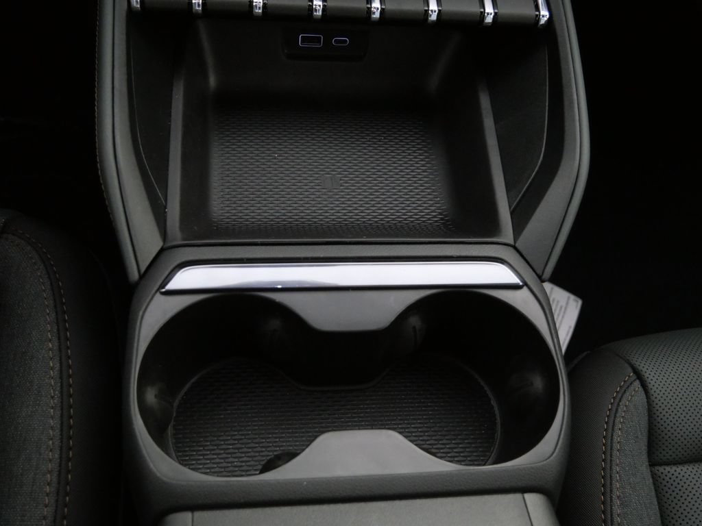New 2026 GMC Terrain AT4 w/ Convenience Package III AWD/4WD image 19