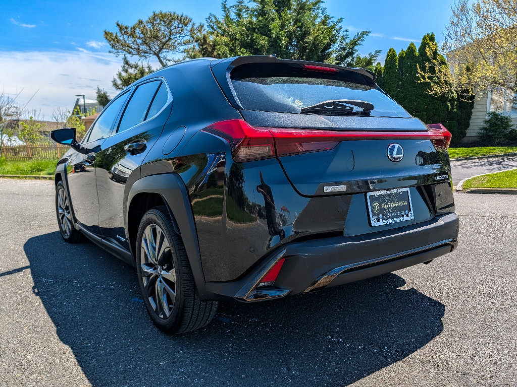 Used 2019 Lexus UX 250h F Sport AWD/4WD image 8