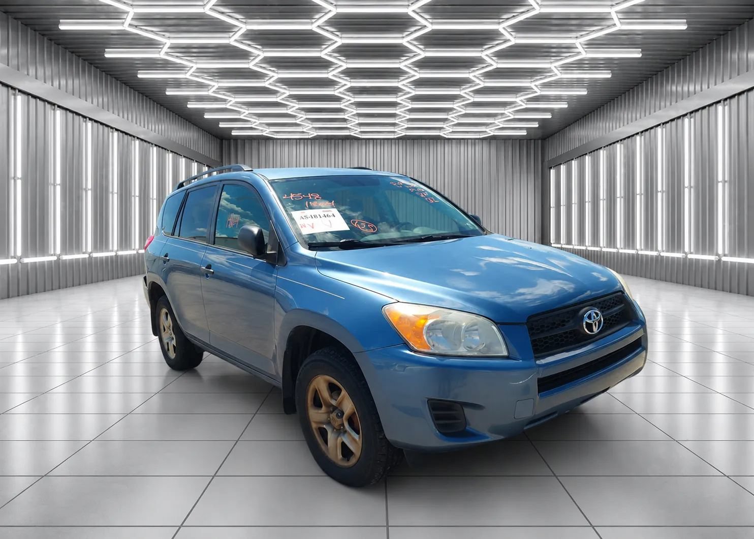 Used 2012 Toyota RAV4 4WD w/ Value Pkg image 2