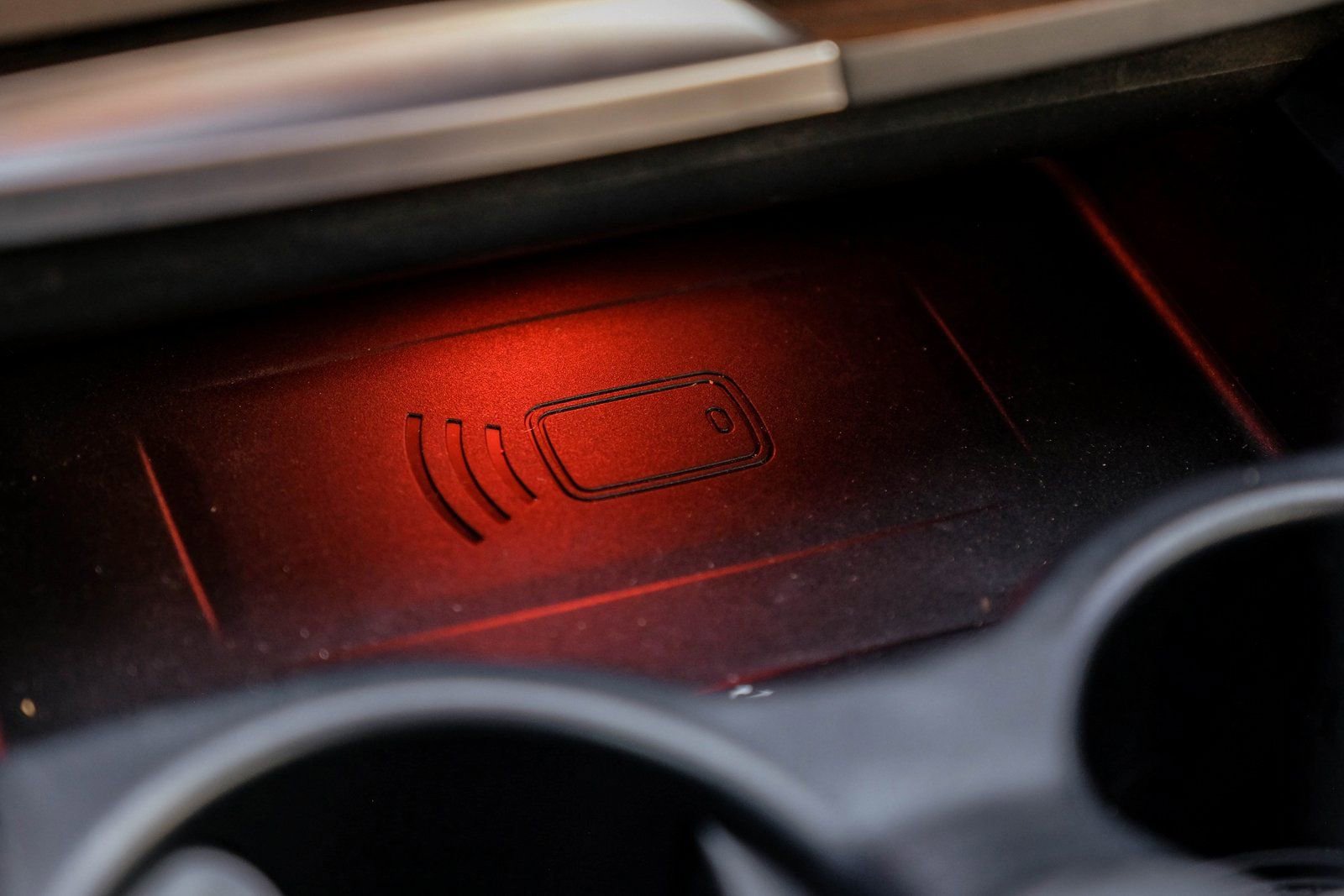 Used 2023 BMW 530i xDrive w/ Executive Package image 32