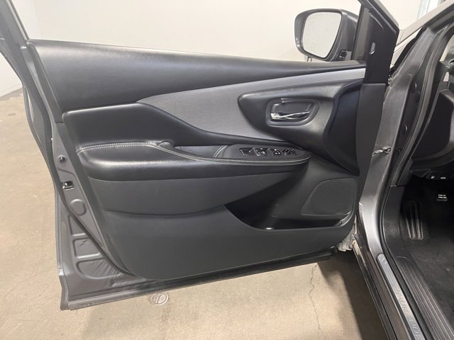 Used 2023 Nissan Murano SV image 24