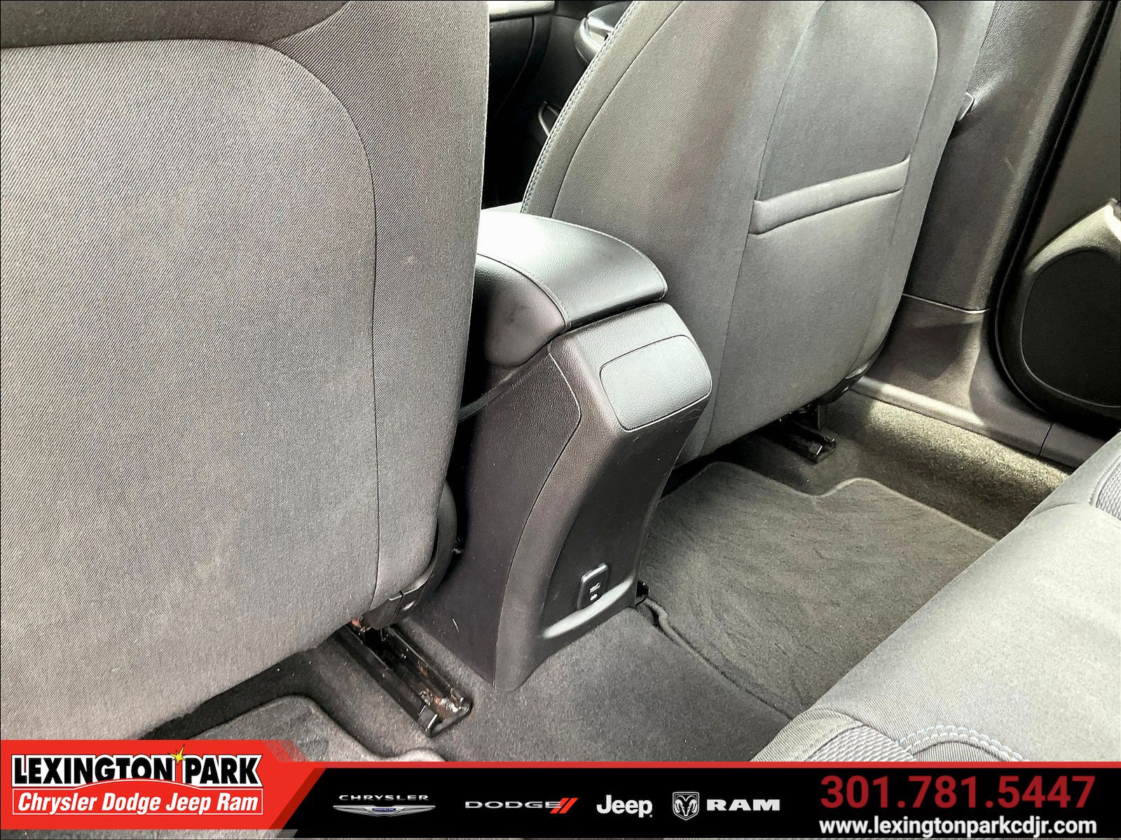 Used 2017 Chevrolet Cruze LT FWD image 10