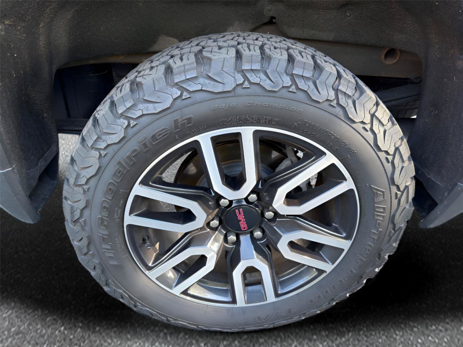 Certified 2022 GMC Sierra 1500 AT4 AWD/4WD image 10