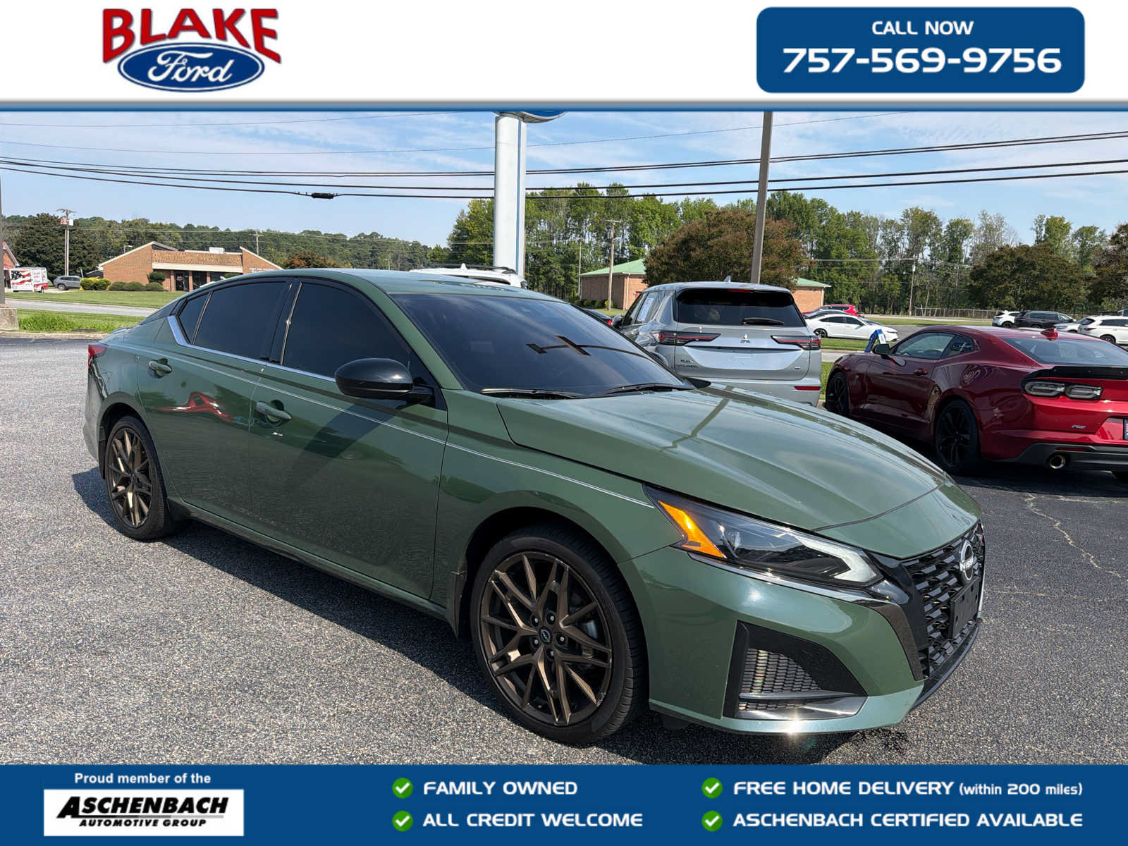 Used 2025 Nissan Altima 2.5 SR AWD/4WD image 1