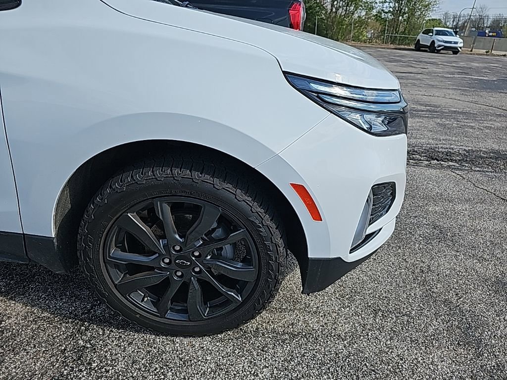 Used 2022 Chevrolet Equinox RS w/ RS Leather Package AWD/4WD image 14