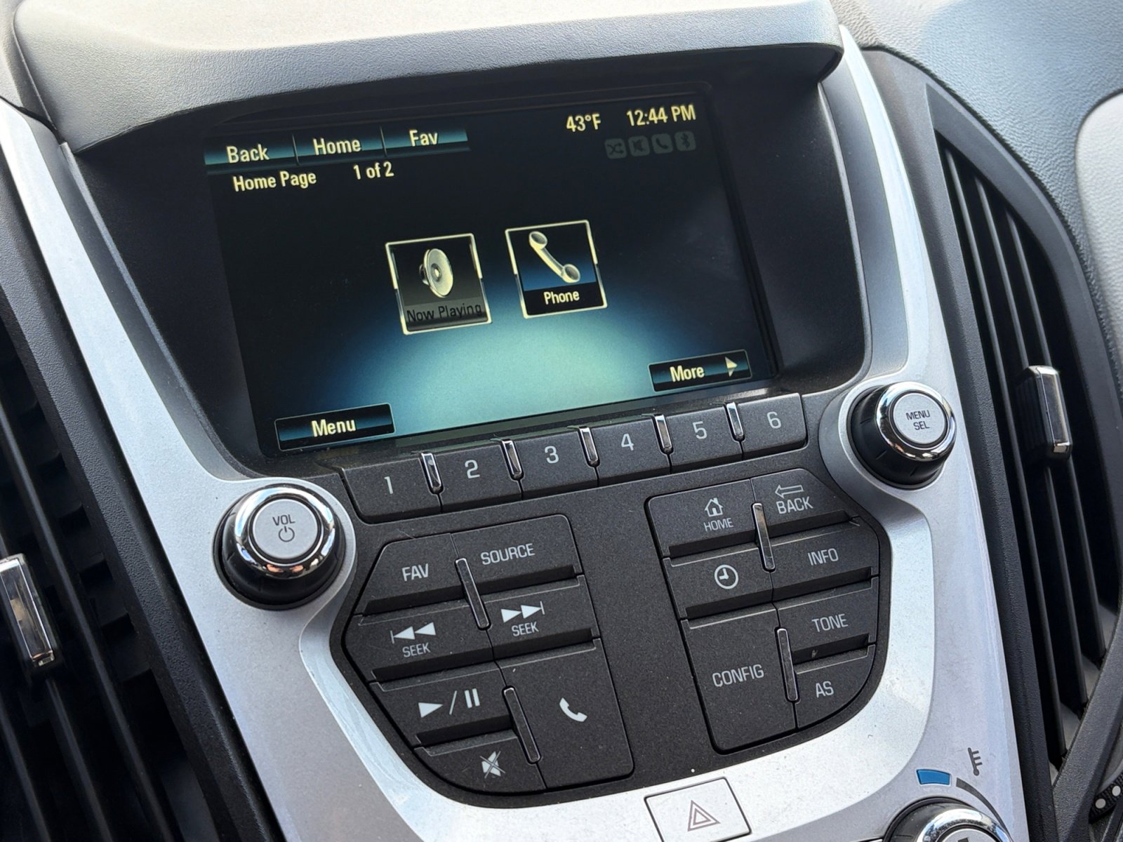 Used 2016 Chevrolet Equinox LS image 22