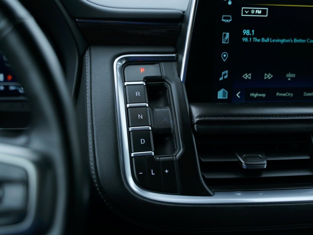 Used 2023 Chevrolet Tahoe LT w/ Luxury Package image 18