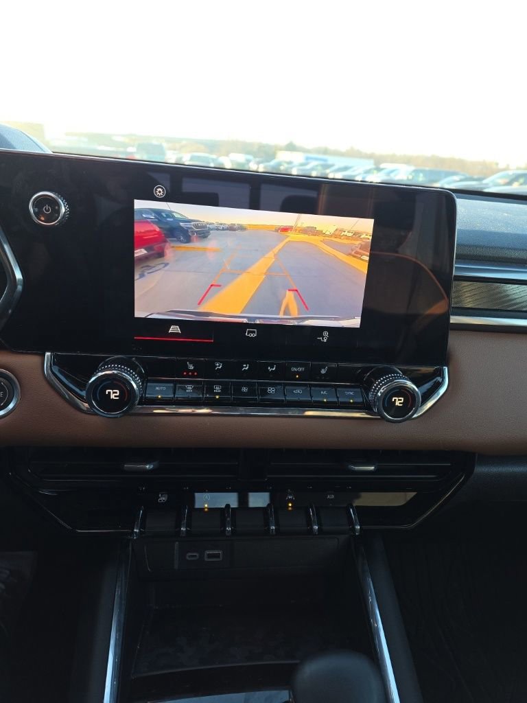 Used 2023 GMC Canyon AT4 image 48