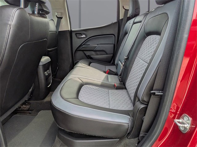 Used 2015 Chevrolet Colorado Z71 image 13