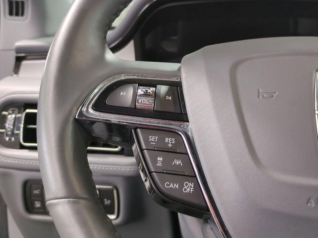 Certified 2021 Lincoln Nautilus Reserve w/ Equipment Group 201A image 20