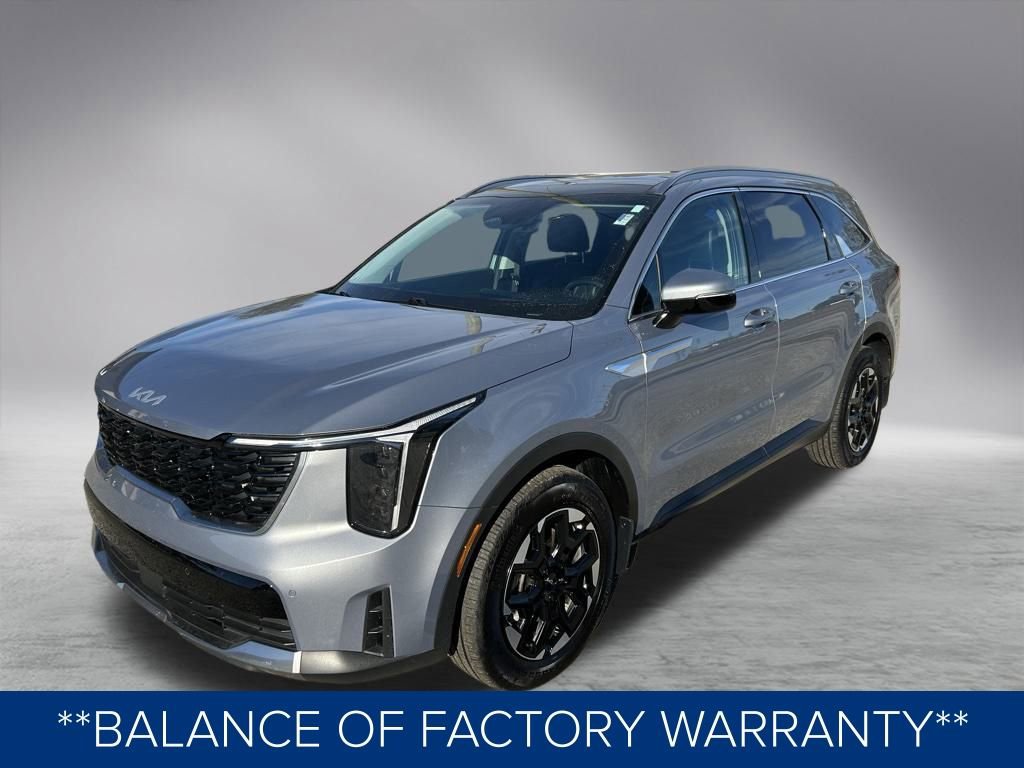Used 2025 Kia Sorento S w/ Panoramic Sunroof Package image 13