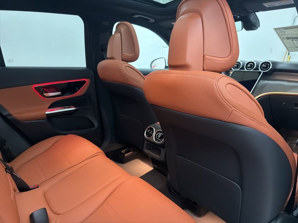 New 2026 Mercedes-Benz GLC 300 image 25