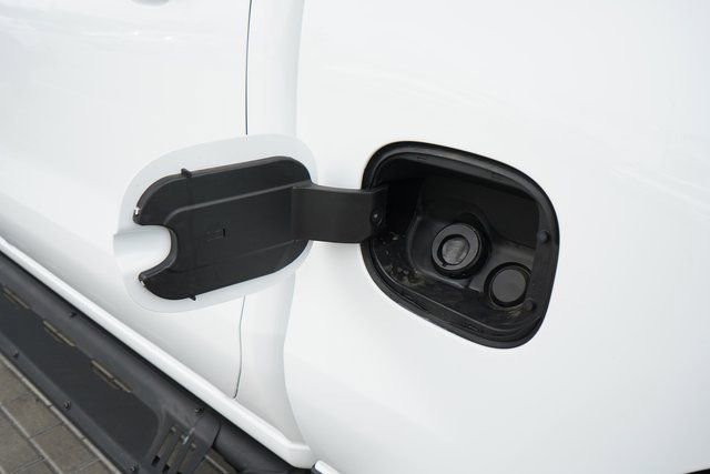 Used 2026 Chevrolet Silverado 1500 LT Trail Boss w/ LT Trail Boss Premium Package image 11