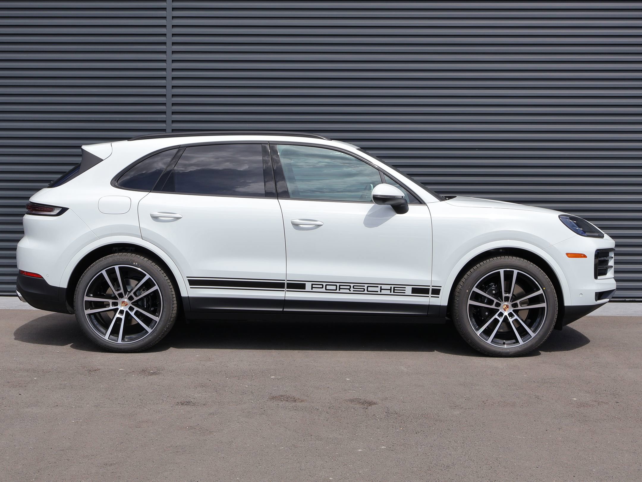 New 2026 Porsche Cayenne image 8