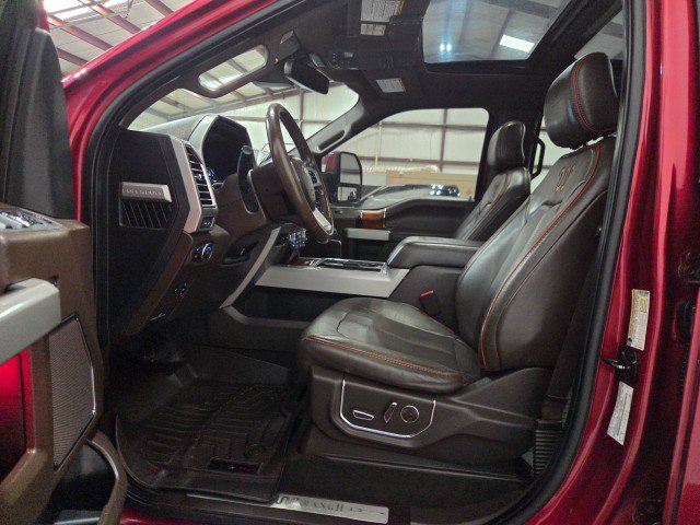Used 2017 Ford F250 King Ranch w/ King Ranch Ultimate Package AWD/4WD image 7