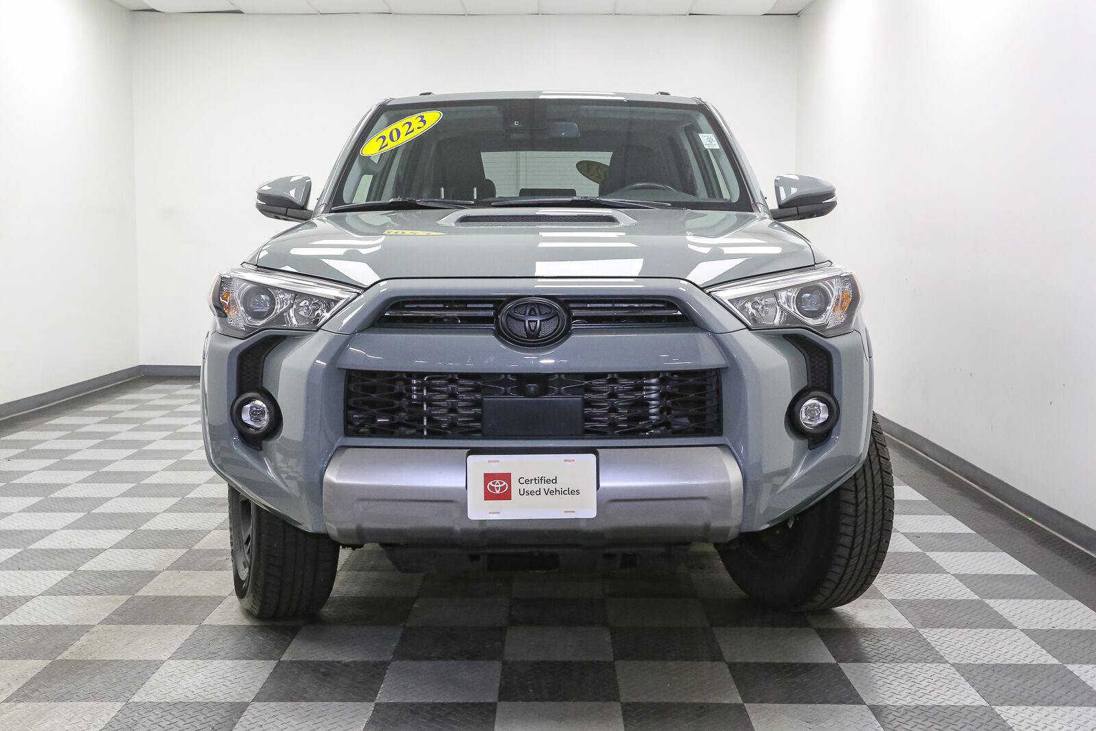 Certified 2023 Toyota 4Runner TRD Off-Road Premium w/ Off Road Premium Plus Package AWD/4WD image 4