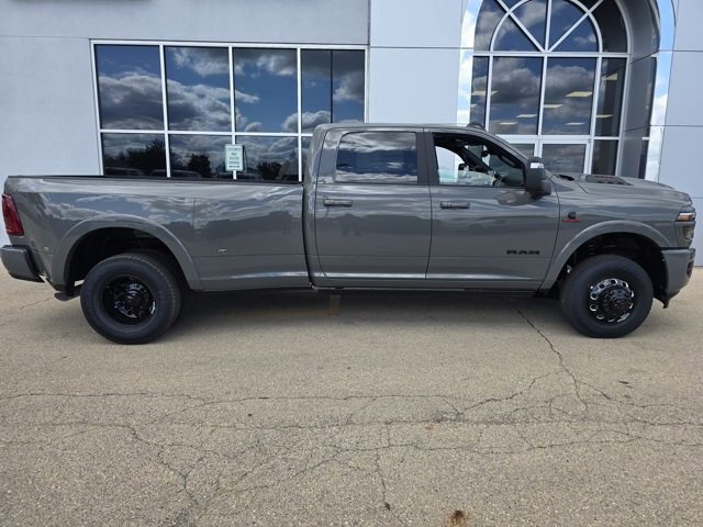 New 2026 RAM 3500 Limited image 2
