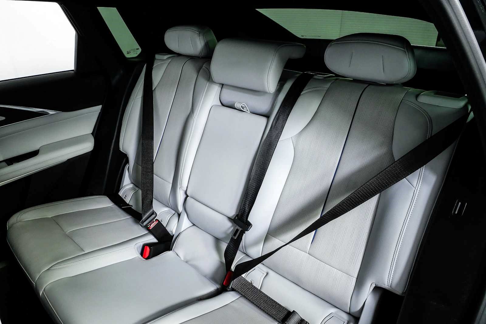Certified 2024 Cadillac Lyriq Sport RWD image 16