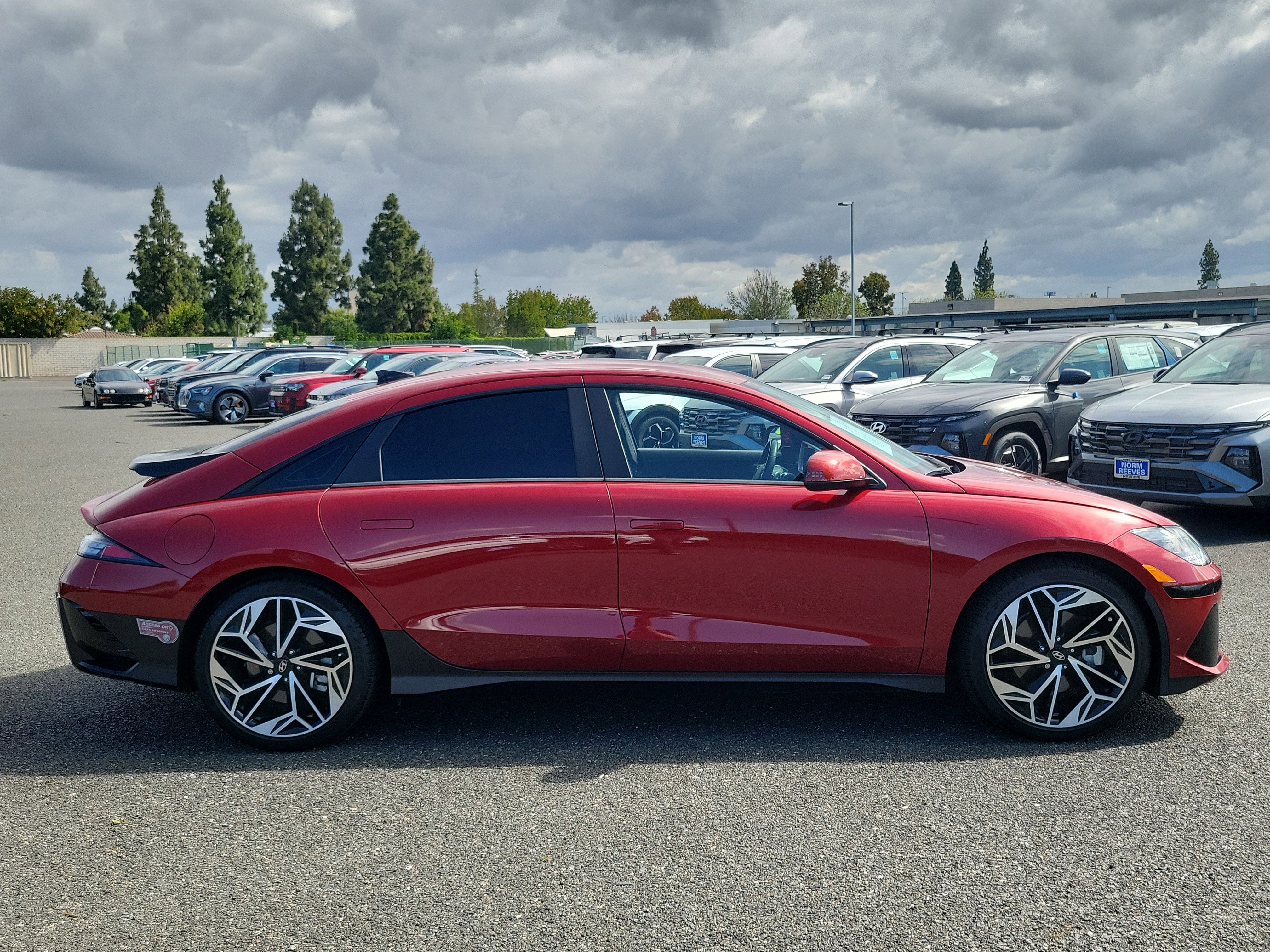 Used 2023 Hyundai Ioniq 6 SEL RWD image 6