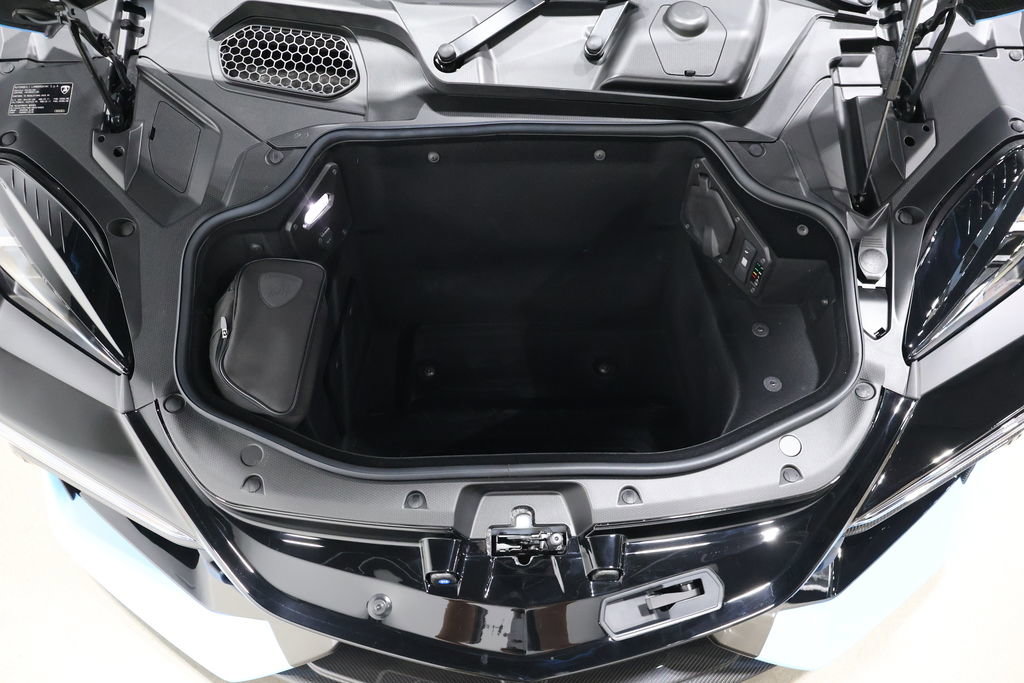 Used 2025 Lamborghini Revuelto AWD/4WD image 46
