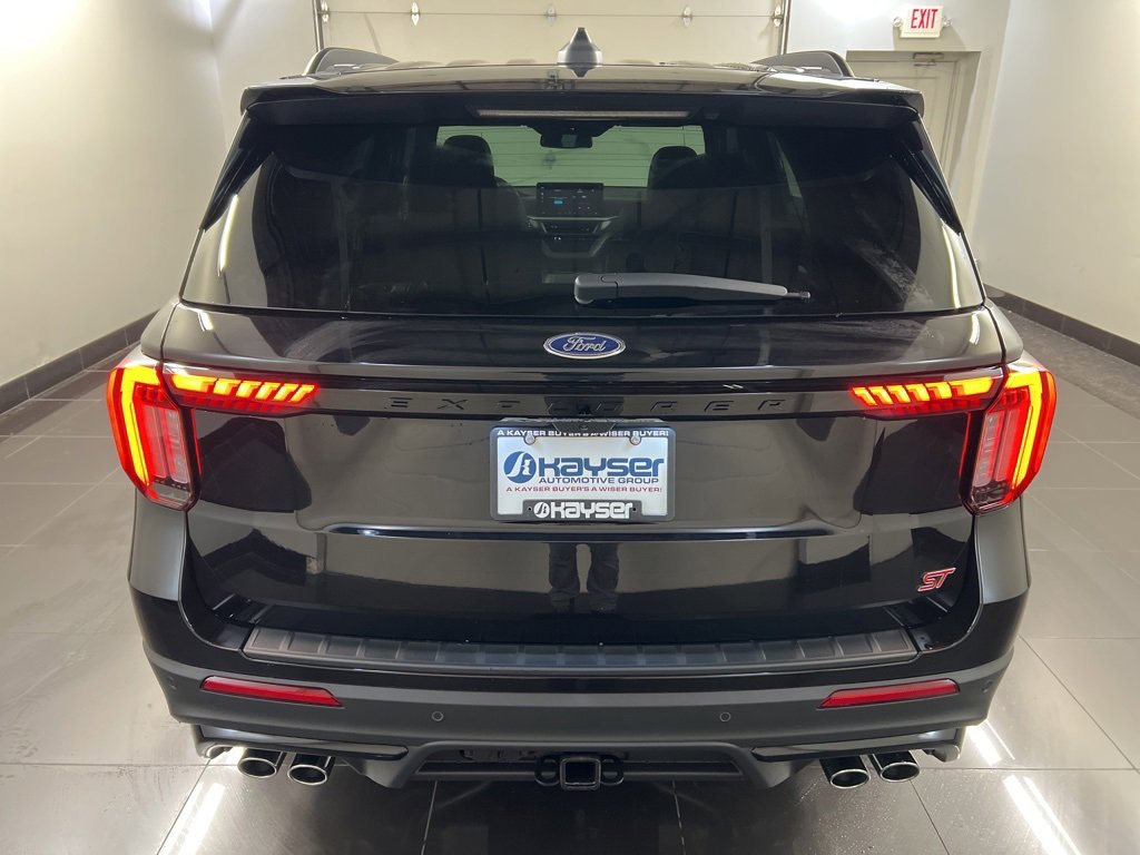 New 2026 Ford Explorer ST w/ Sun And Sound Package image 5