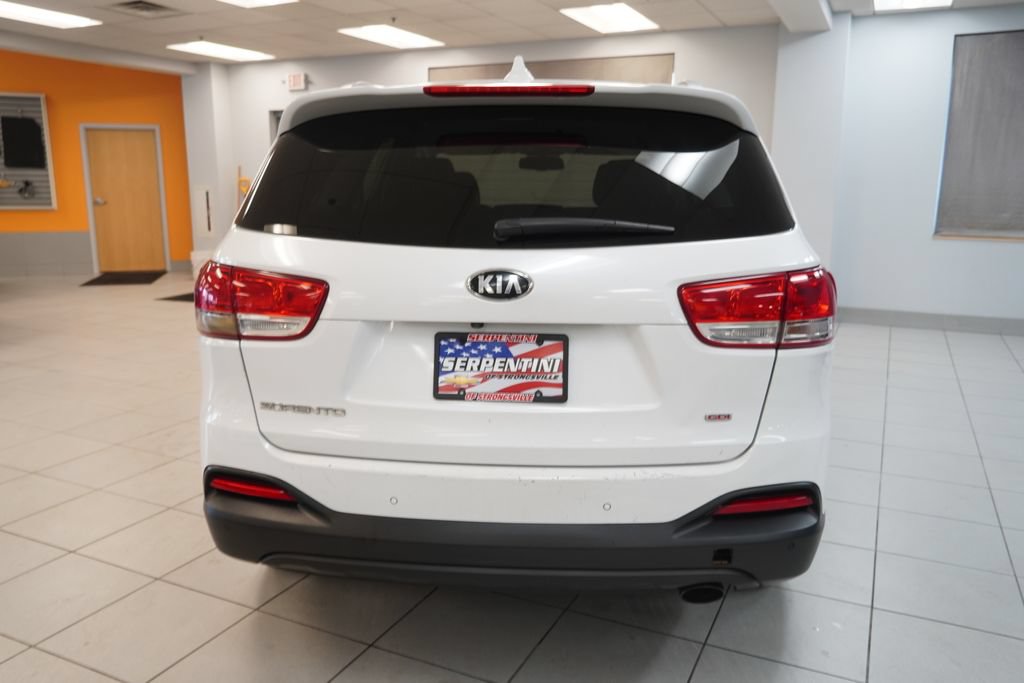 Used 2016 Kia Sorento FWD w/ LX Convenience Package image 8