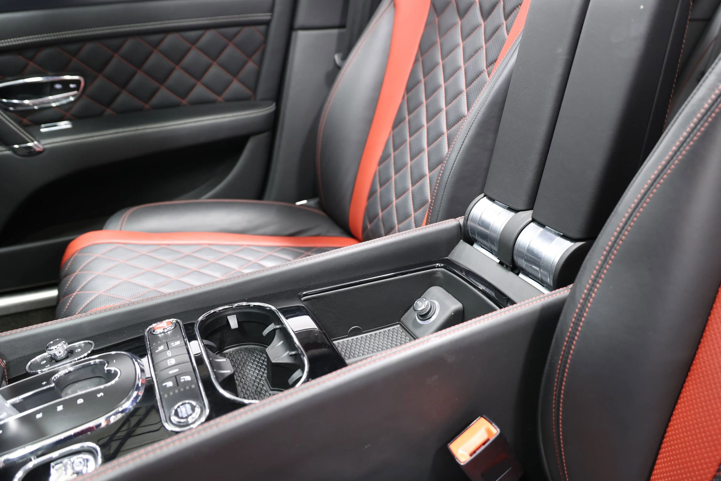 Used 2017 Bentley Flying Spur S W12 AWD/4WD image 23