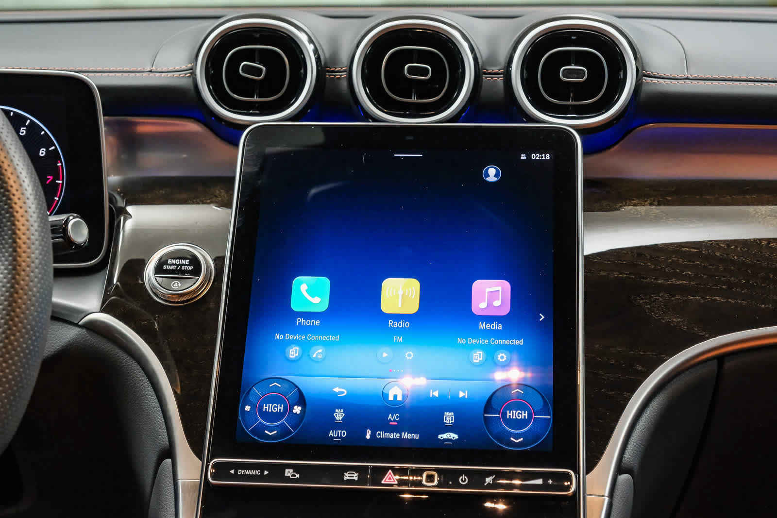 Certified 2025 Mercedes-Benz GLC 300 image 15
