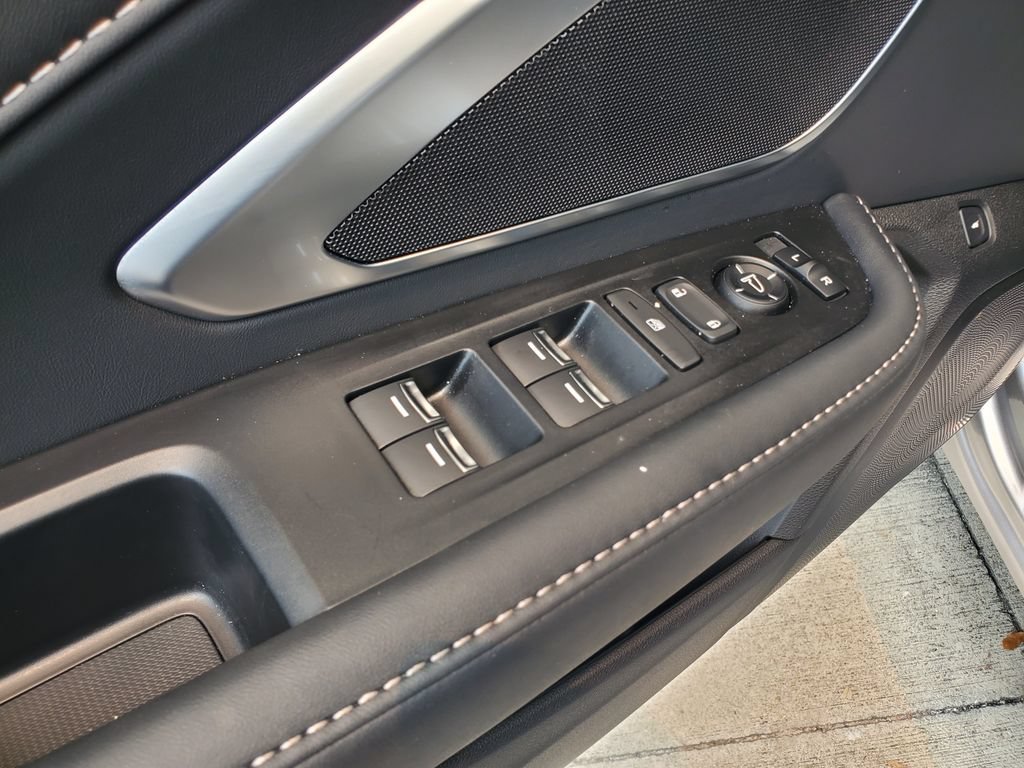 Used 2026 Acura RDX SH-AWD image 21