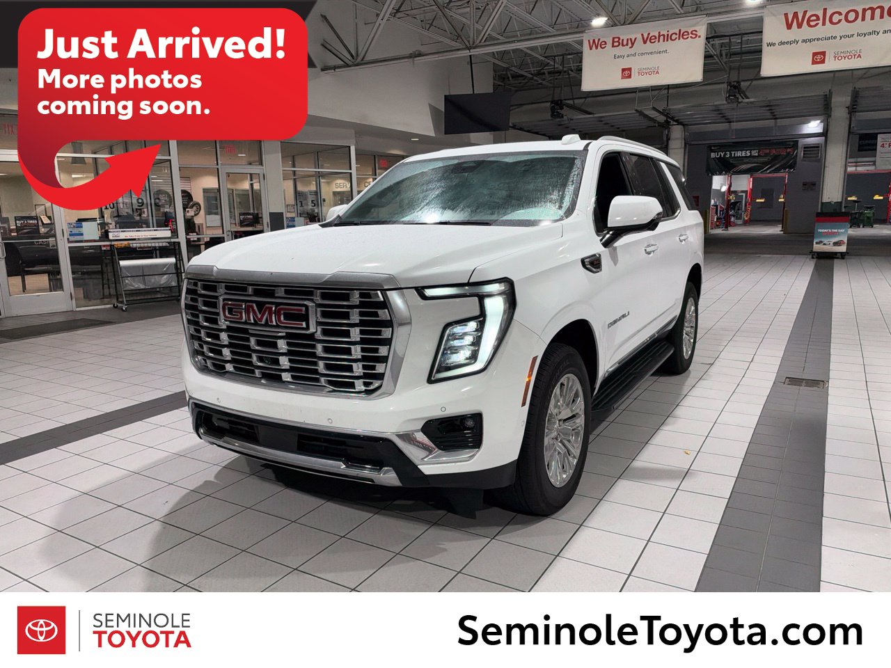 Used 2025 GMC Yukon Denali RWD image 1