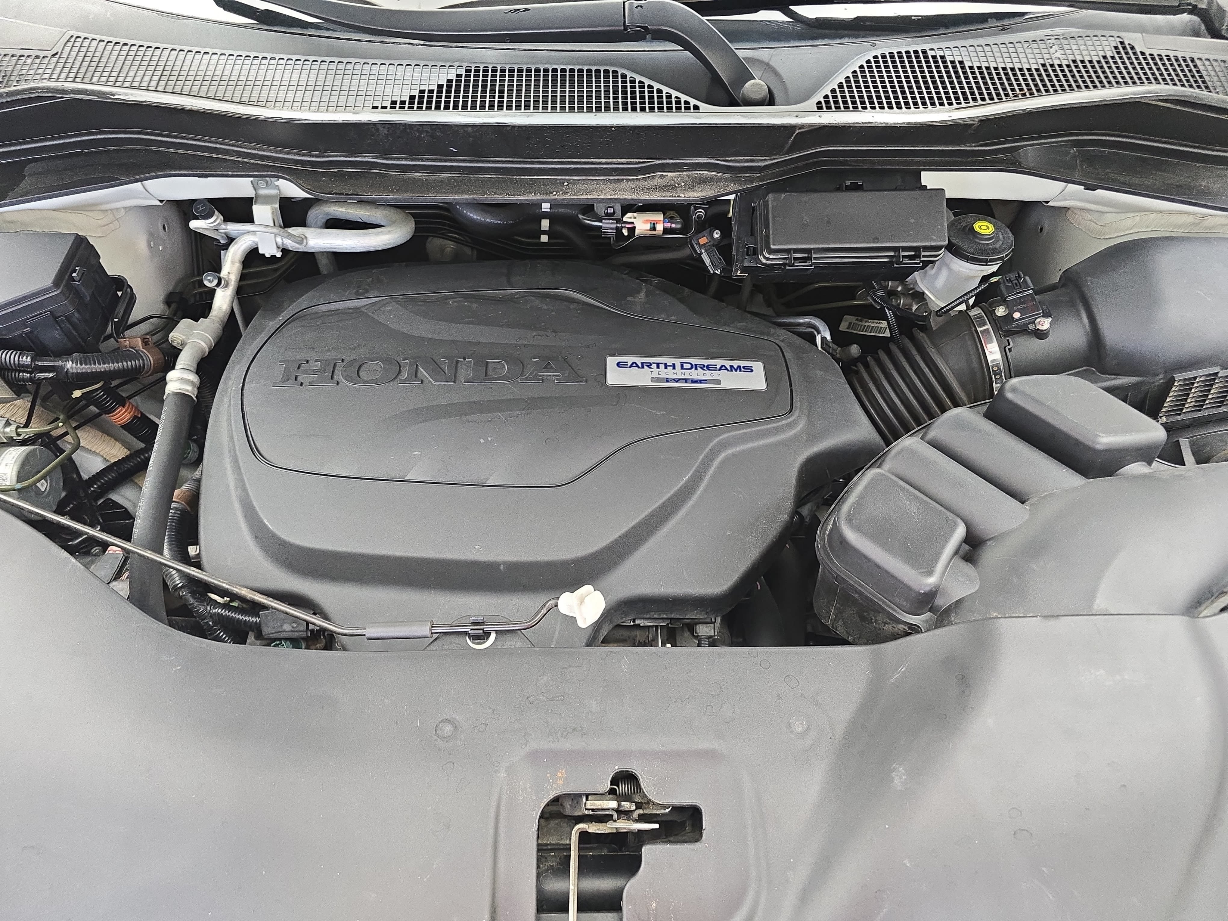 Used 2019 Honda Pilot Touring image 32