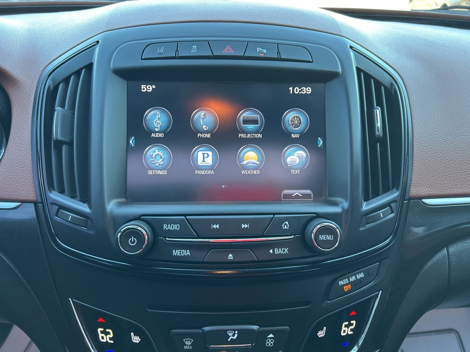 Used 2017 Buick Regal Premium w/ Driver Confidence Package #1 image 12