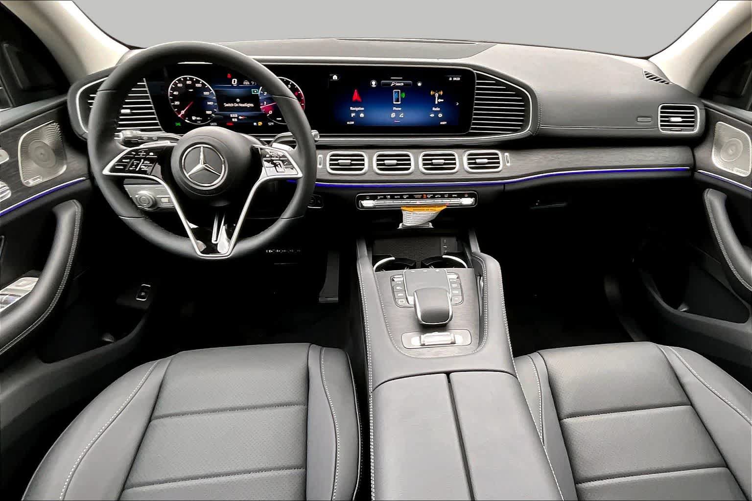 New 2026 Mercedes-Benz GLS 450 4MATIC image 8