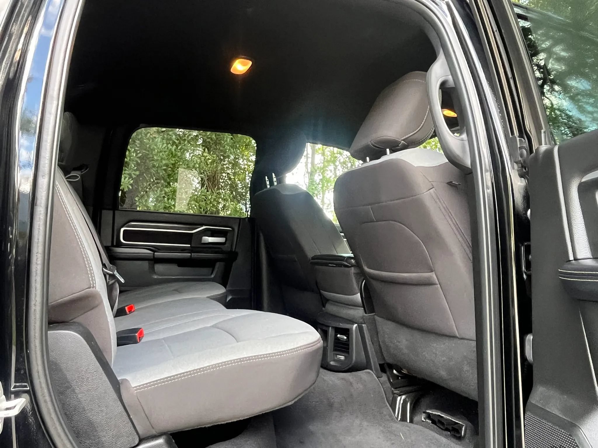 Used 2024 RAM 2500 Big Horn AWD/4WD image 16