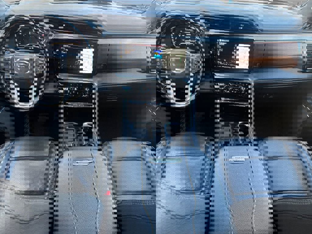 Used 2024 GMC Sierra 2500 Denali w/ Denali Reserve Package image 11