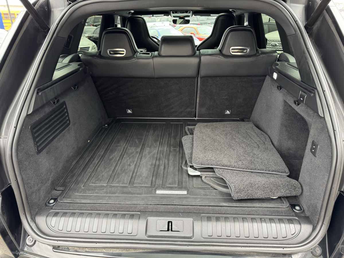 Used 2019 Land Rover Range Rover Sport SVR AWD/4WD image 52