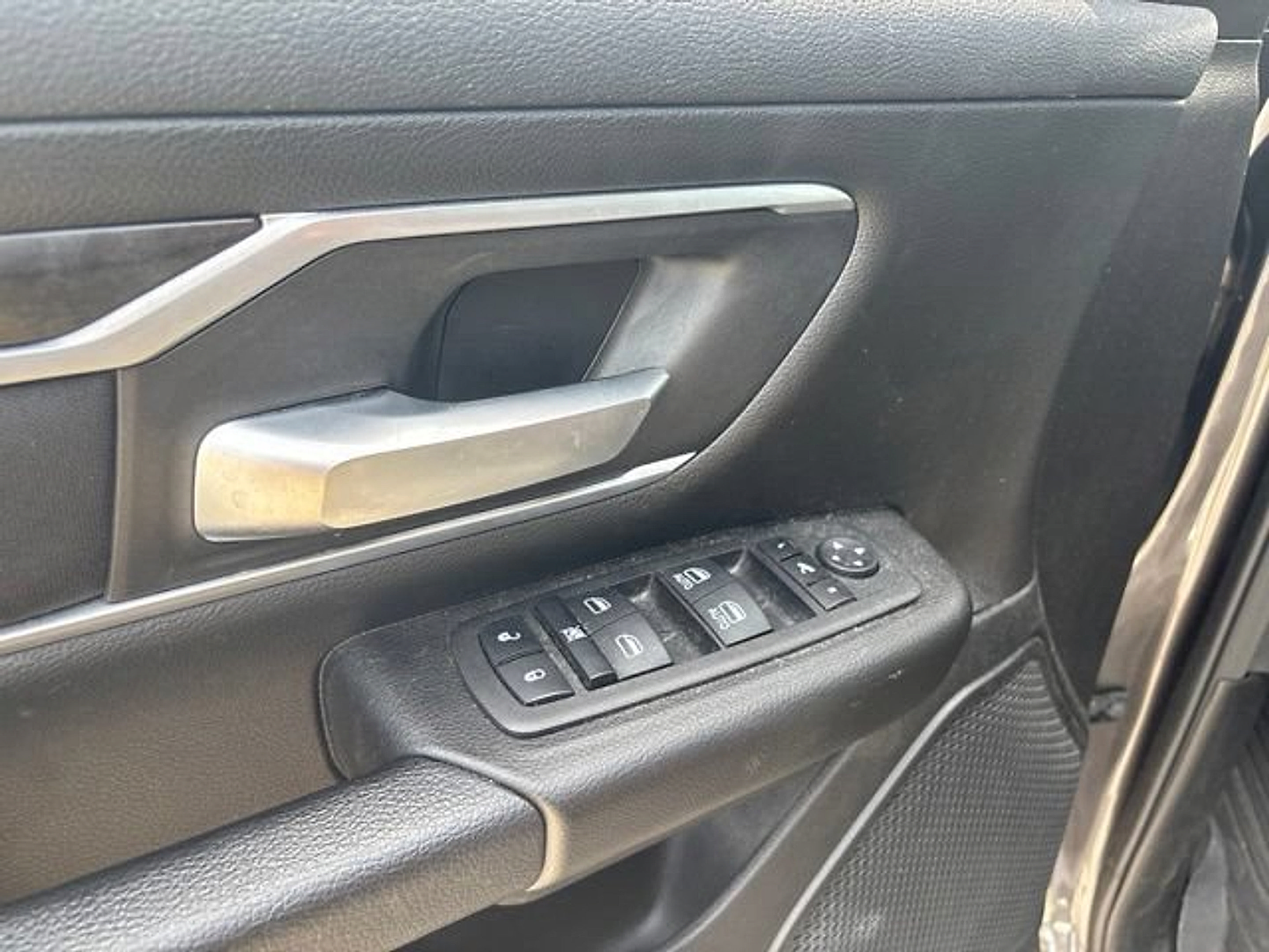 Used 2023 RAM 1500 Big Horn AWD/4WD image 11