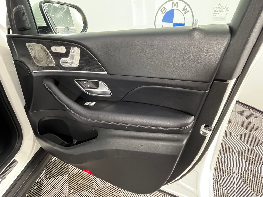 Used 2023 Mercedes-Benz GLS 450 4MATIC image 24