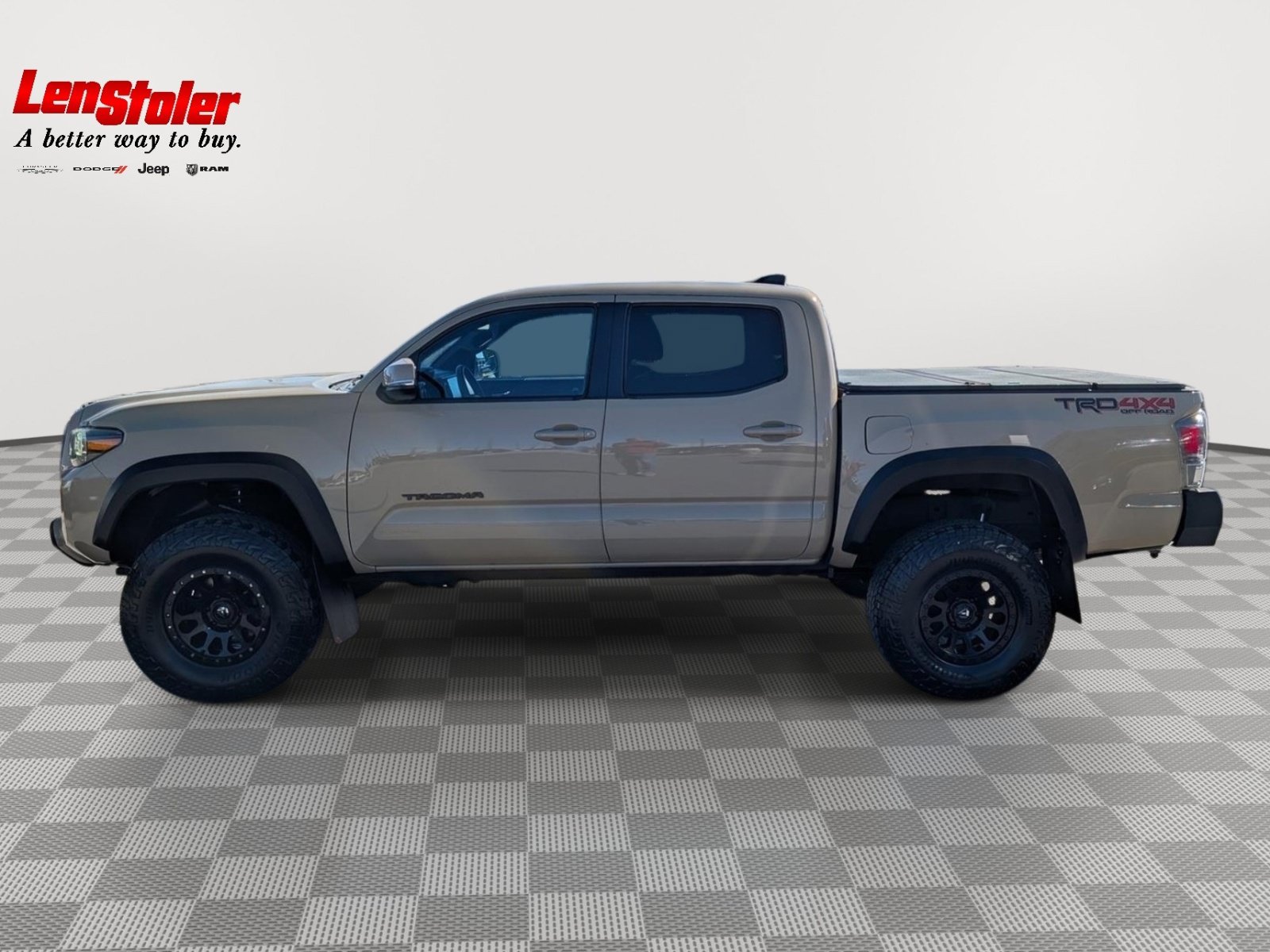 Used 2020 Toyota Tacoma TRD Off-Road AWD/4WD image 2
