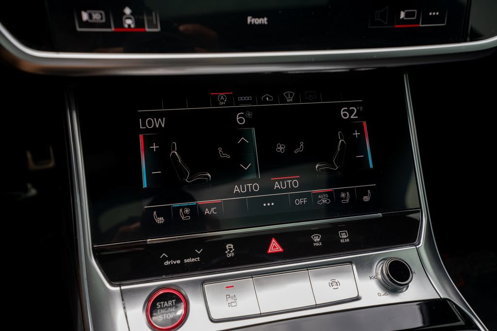 Used 2022 Audi RS 6 AWD/4WD image 46