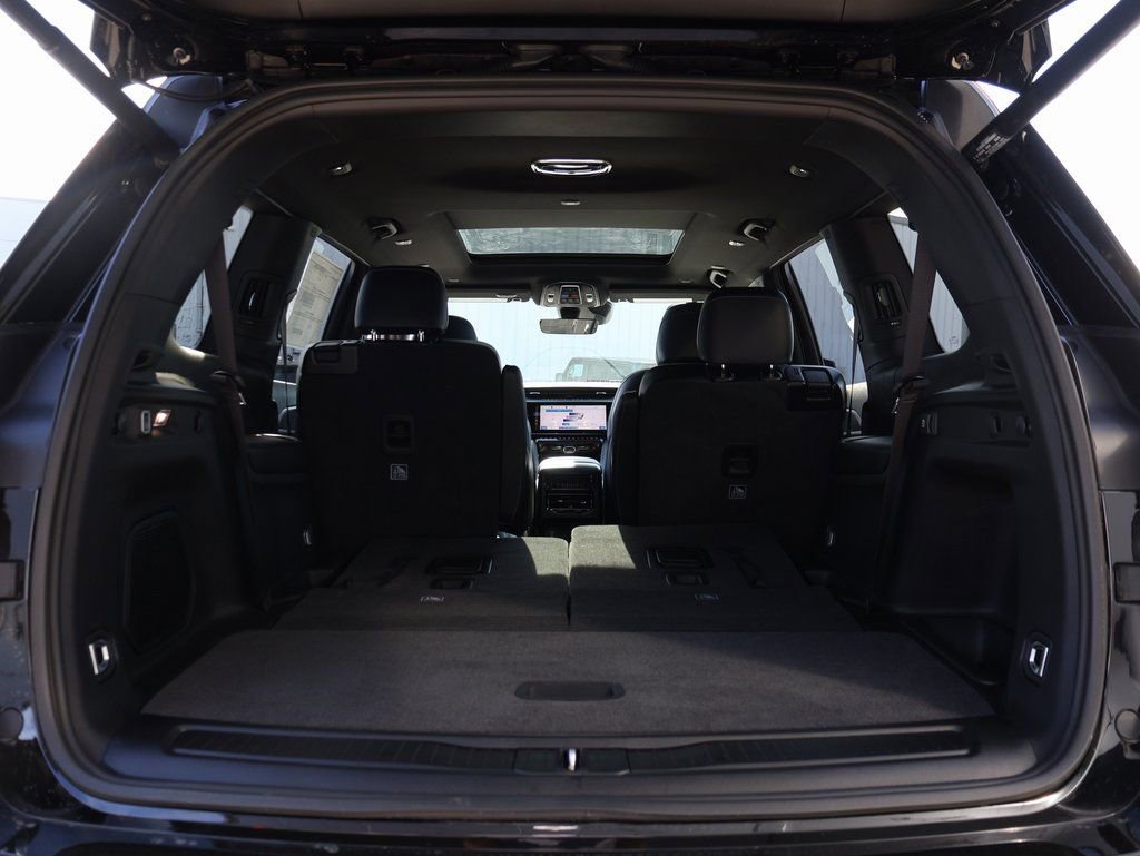 New 2026 Jeep Grand Cherokee L Limited w/ Trailer Tow Package image 15