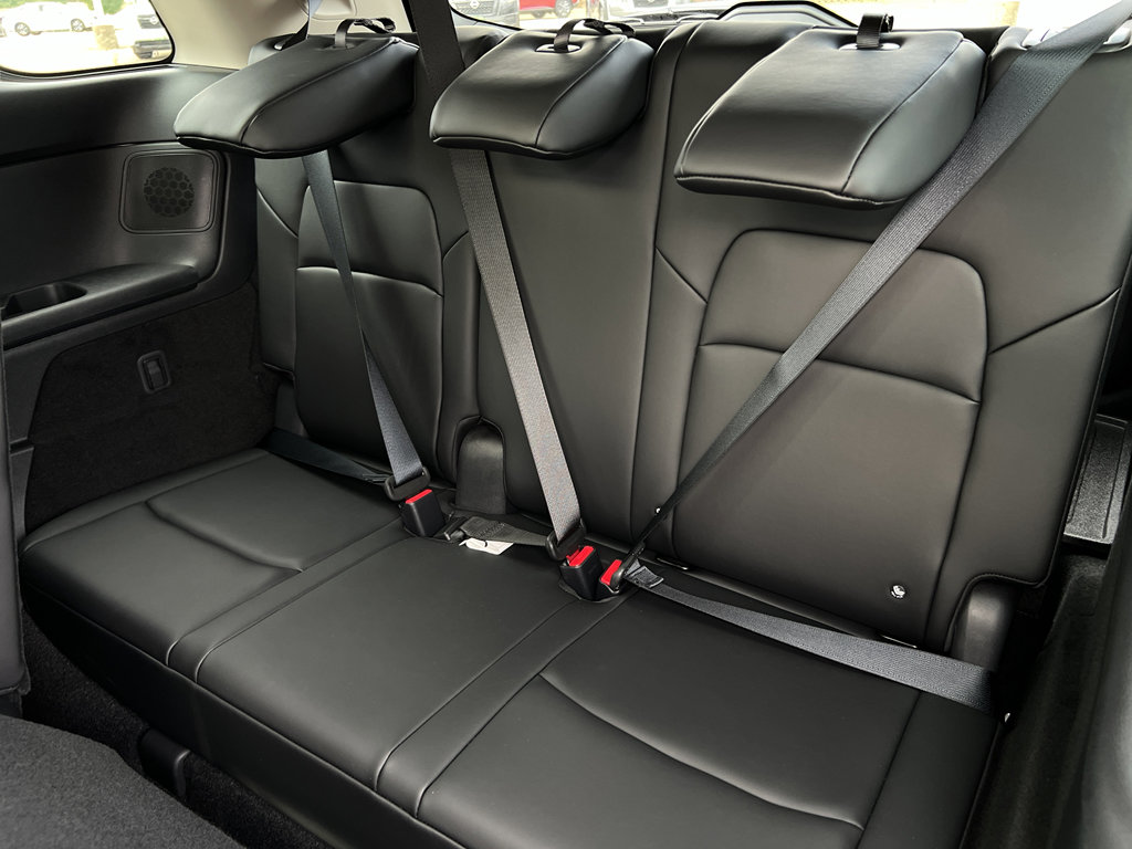 New 2025 Nissan Pathfinder Platinum w/ Cargo Package image 15